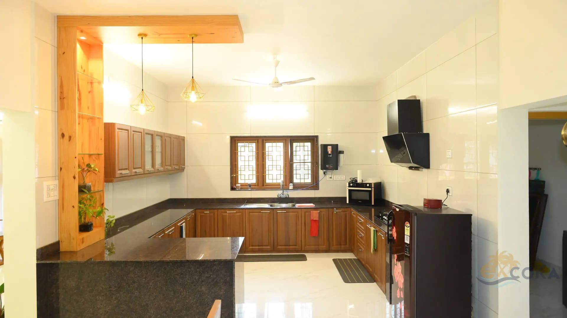 Fully equipped modern kitchen